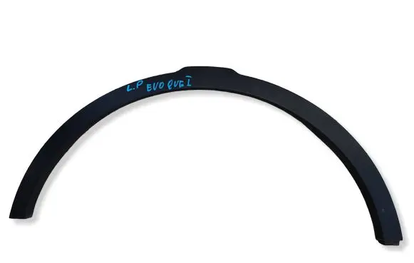 Land Rover Evoque I Front arch trim 
