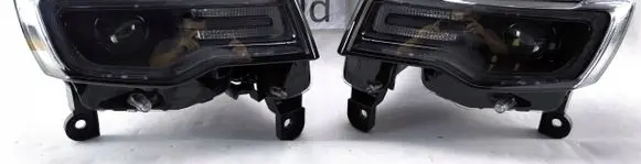 Jeep Grand Cherokee Headlights/headlamps set 