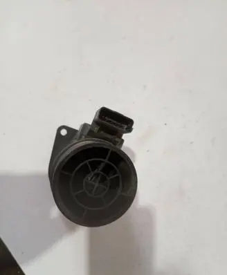 Volvo S40, V40 Mass air flow meter 7700114778 19389875 H7700104426