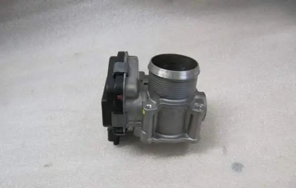 Volvo S40 Throttle valve 9673534480