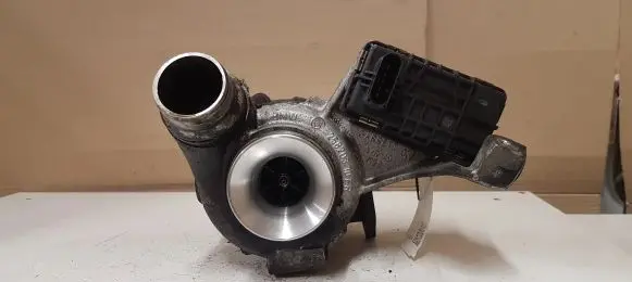 BMW 1 E81 E87 Turbo 7800594 7673785 GT1749V