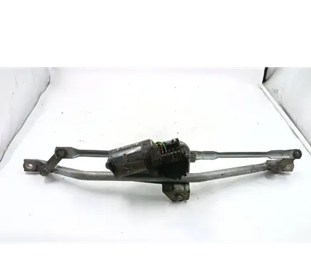 Audi A4 S4 B5 8D Front wiper linkage and motor 8D1955325