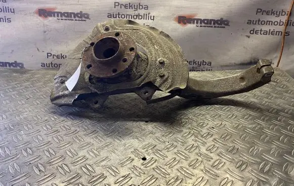 BMW X5 E70 Front wheel hub 31216773783 16193510