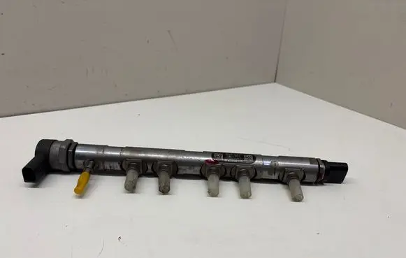 BMW 5 F10 F11 Fuel main line pipe 7809128 8309271 0445214183