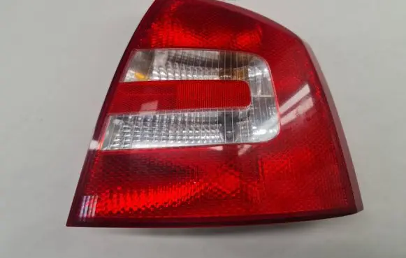 Skoda Octavia Mk2 (1Z) Rear/tail lights 9EL35407602
