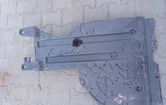 Citroen DS7 Crossback Rear underbody cover/under tray 9813584080