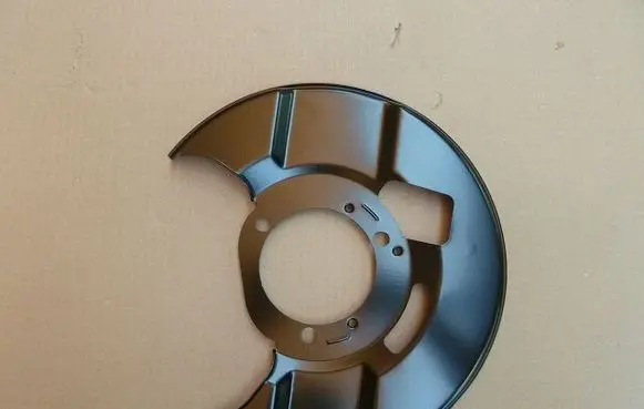 Opel Zafira C Front brake disc dust cover plate 3156463A