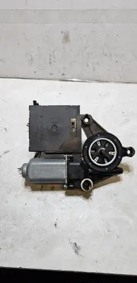 Skoda Octavia Mk2 (1Z) Front door window regulator motor 1T0959702D 1K095972J