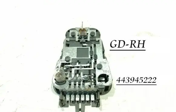 Audi 100 200 5000 C3 Tail light bulb cover holder 443945222