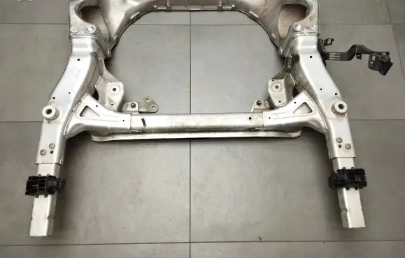 Mercedes-Benz GLC X253 C253 Front subframe A2056220300