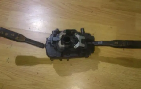 Mazda 626 Wiper turn signal indicator stalk/switch 177698