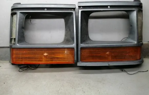 Front indicator light
