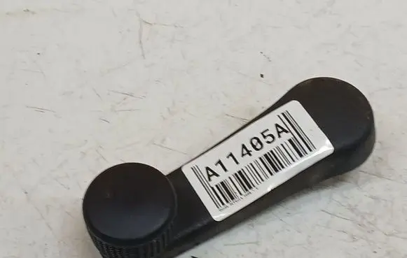 Skoda Octavia Mk2 (1Z) Front door window winding handle 1H0837581D