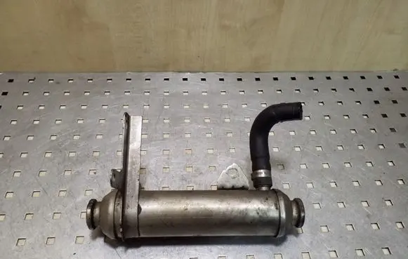 Opel Astra H EGR valve cooler 55203716