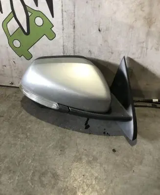 MG ZS Front door electric wing mirror 11370240