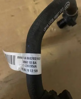 BMW 7 G11 G12 Engine coolant pipe/hose 860203102