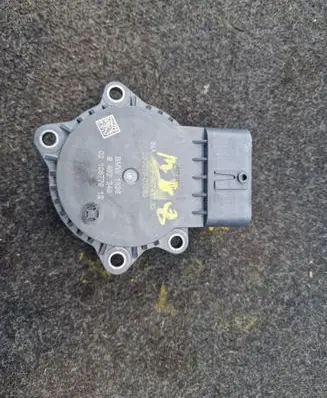 BMW 3 G20 G21 Camshaft vanos timing valve 9452249 35741232 25101503583