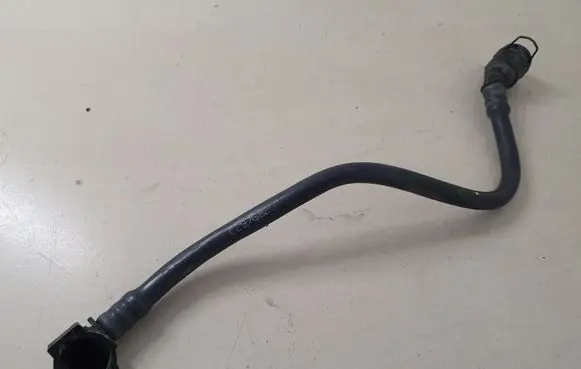 Mini Cooper Countryman R60 Engine coolant pipe/hose 18986210