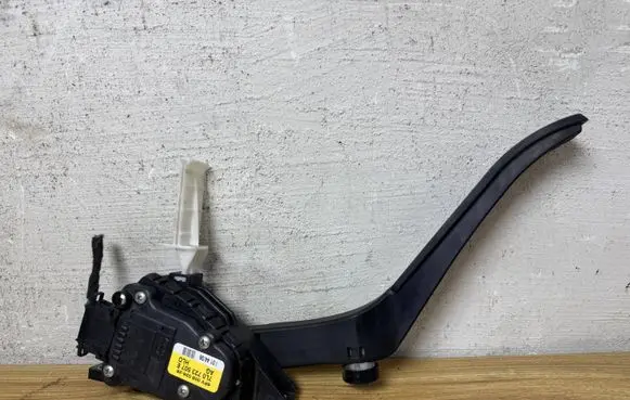 Audi Q7 4L Accelerator throttle pedal 6PV00802626 7L0723507E