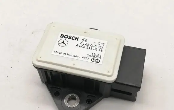 Mercedes-Benz E W212 Acceleration sensor A0055422618