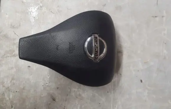 Nissan Qashqai Steering wheel airbag 34154250B