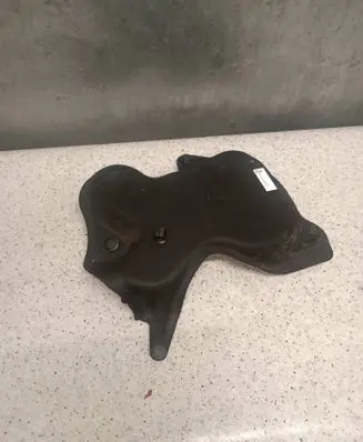 BMW 4 G22 G23 G24 G26 Heat shield in engine bay 5a402d5