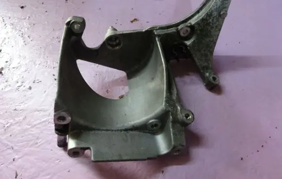 Citroen C4 I Picasso Fuel filter bracket/mount holder 241GBA