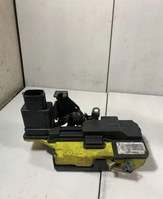 Volvo XC90 Rear door lock
