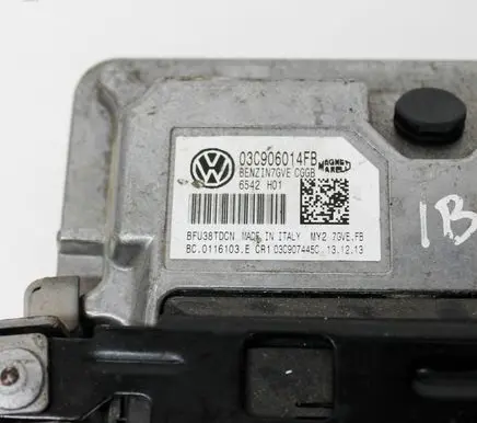 Seat Ibiza IV (6J,6P) Engine control unit/module 03C906014FB