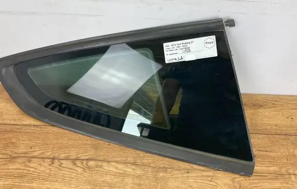 Ford Mustang VI Side middle window/glass FR3B6329700APINYA FR3B6329700A