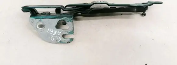 Audi A4 S4 B5 8D Tailgate/trunk/boot hinge 8D5827302C