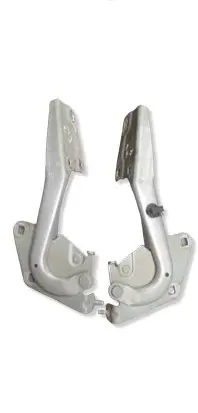 Renault Megane III Engine bonnet/hood hinges 654010003R