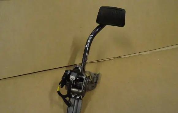Hyundai Ioniq Brake pedal