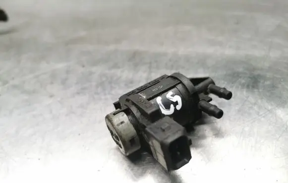 Audi A6 S6 C5 4B Turbo solenoid valve 1J0906283A