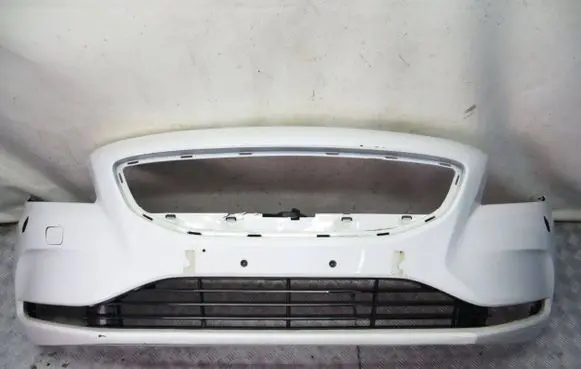 Volvo V40 Front bumper