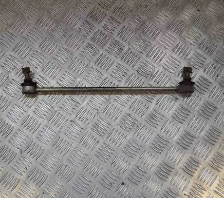 Toyota Verso-S Front anti-roll bar/stabilizer link 