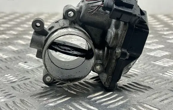 Audi A4 S4 B8 8K Throttle valve A2C83076000