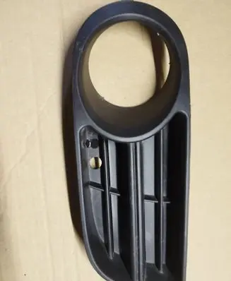 Skoda Fabia Mk1 (6Y) Front bumper lower grill 6Y0853665F