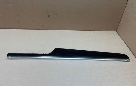 Porsche Macan (95B) Other front door trim element 95B867409A