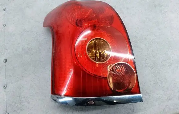 Toyota Avensis T250 Rear/tail lights