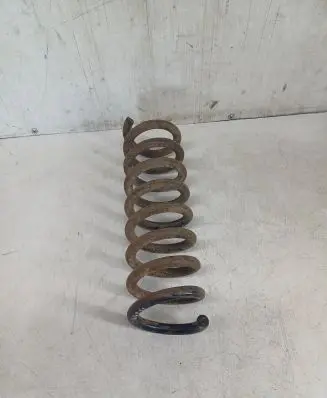 Mercedes-Benz C W203 Rear coil spring