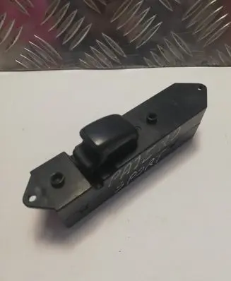 Mitsubishi Pajero Sport I Electric window control switch