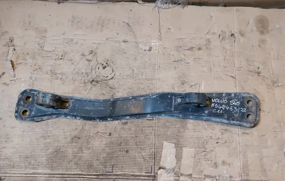 Volvo S40, V40 Front subframe