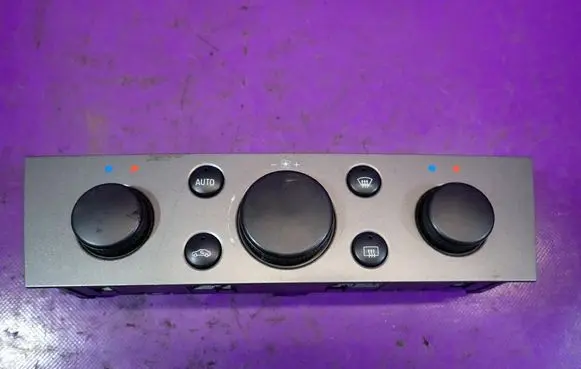 Opel Vectra C Climate control unit 13138196