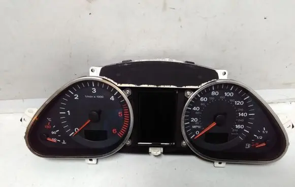 Audi A6 S6 C6 4F Speedometer (instrument cluster) 4F0920950L 4F0910900A