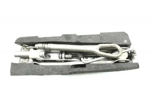 Audi A2 Lift Jack 8Z0012109M