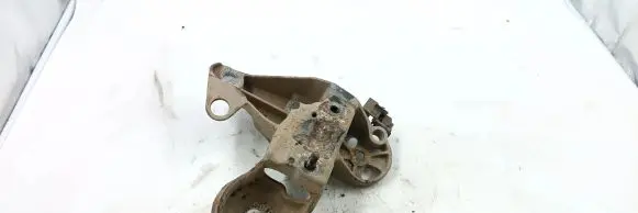 Volkswagen PASSAT B5.5 Engine mounting bracket 8E0199352F