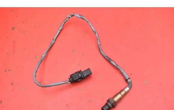 Volkswagen PASSAT CC Lambda probe sensor 0281004148