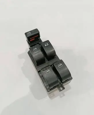 Nissan Cube Z11 Electric window control switch 84820B1050 515321000