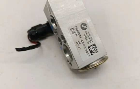 Air conditioning (A/C) expansion valve